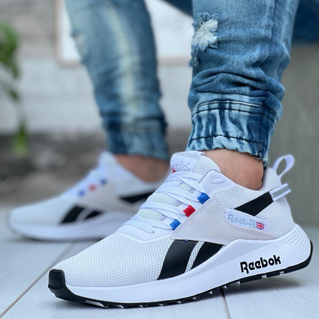 Oferta Exclusiva: El clásico de Reebok que todos quieren a un precio único