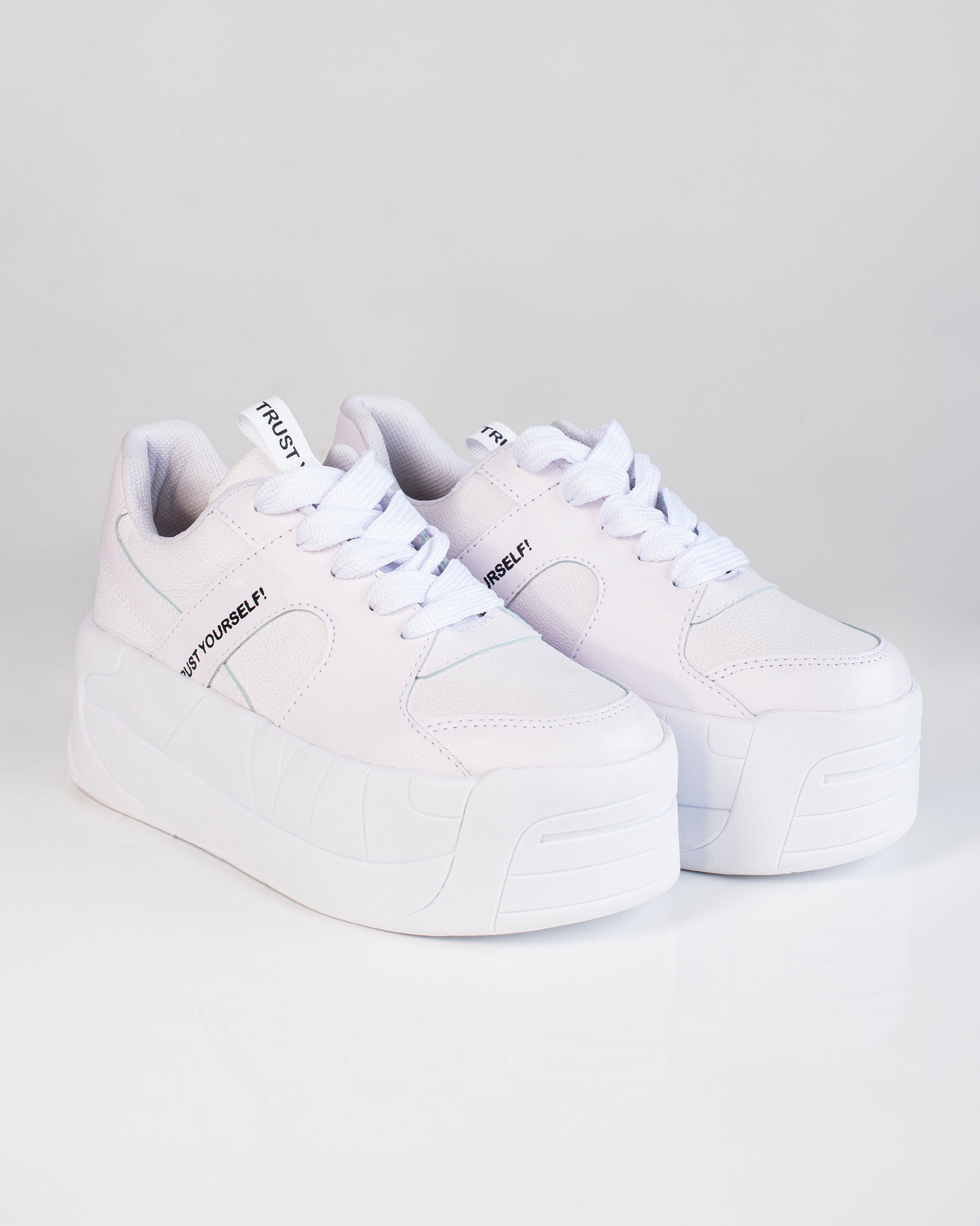 Tenis Aura Urban™ | Exclusividad Casual para un Look Extraordinario