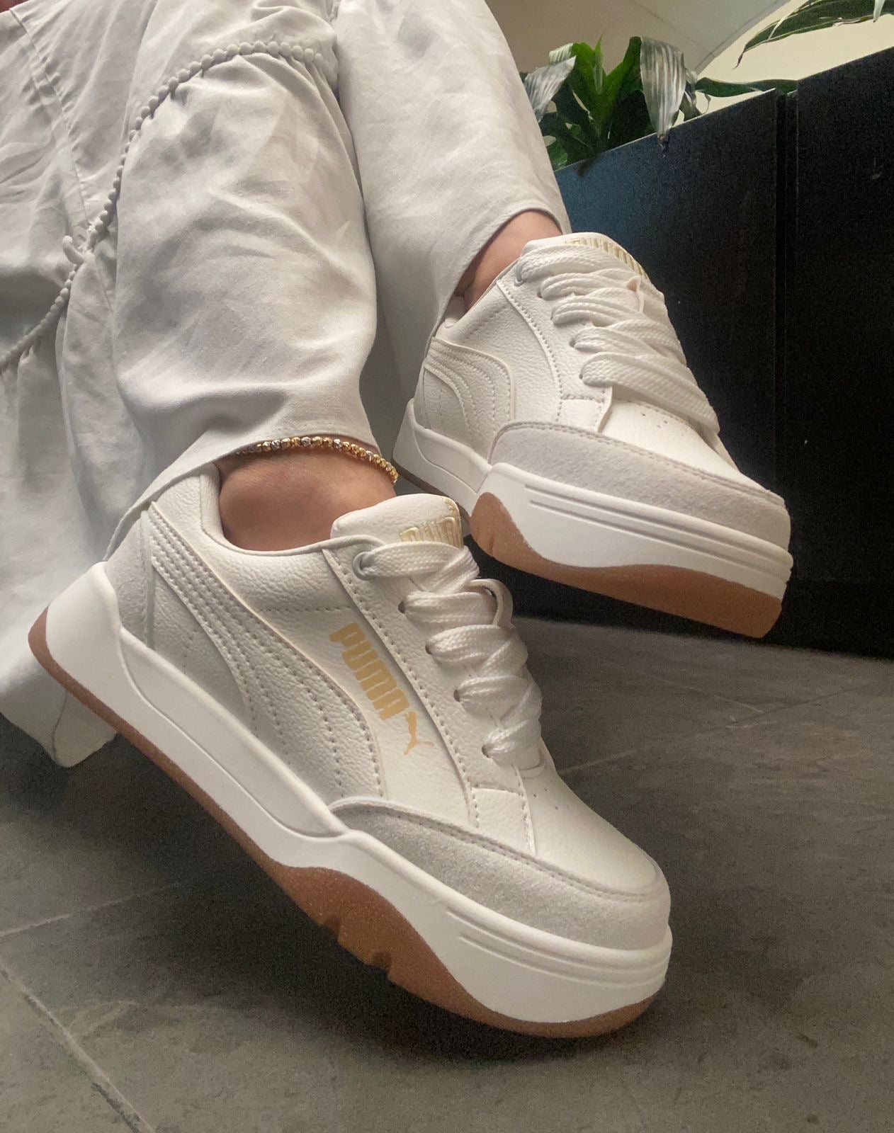 Classic White Elite™ | Elegancia y Confort en Cada Paso