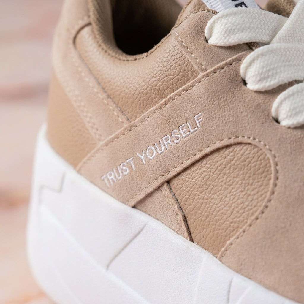 Tenis Aura Urban™ | Exclusividad Casual para un Look Extraordinario