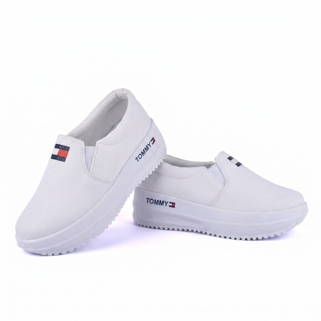 Tenis Slip-On Tommy con Suela Track